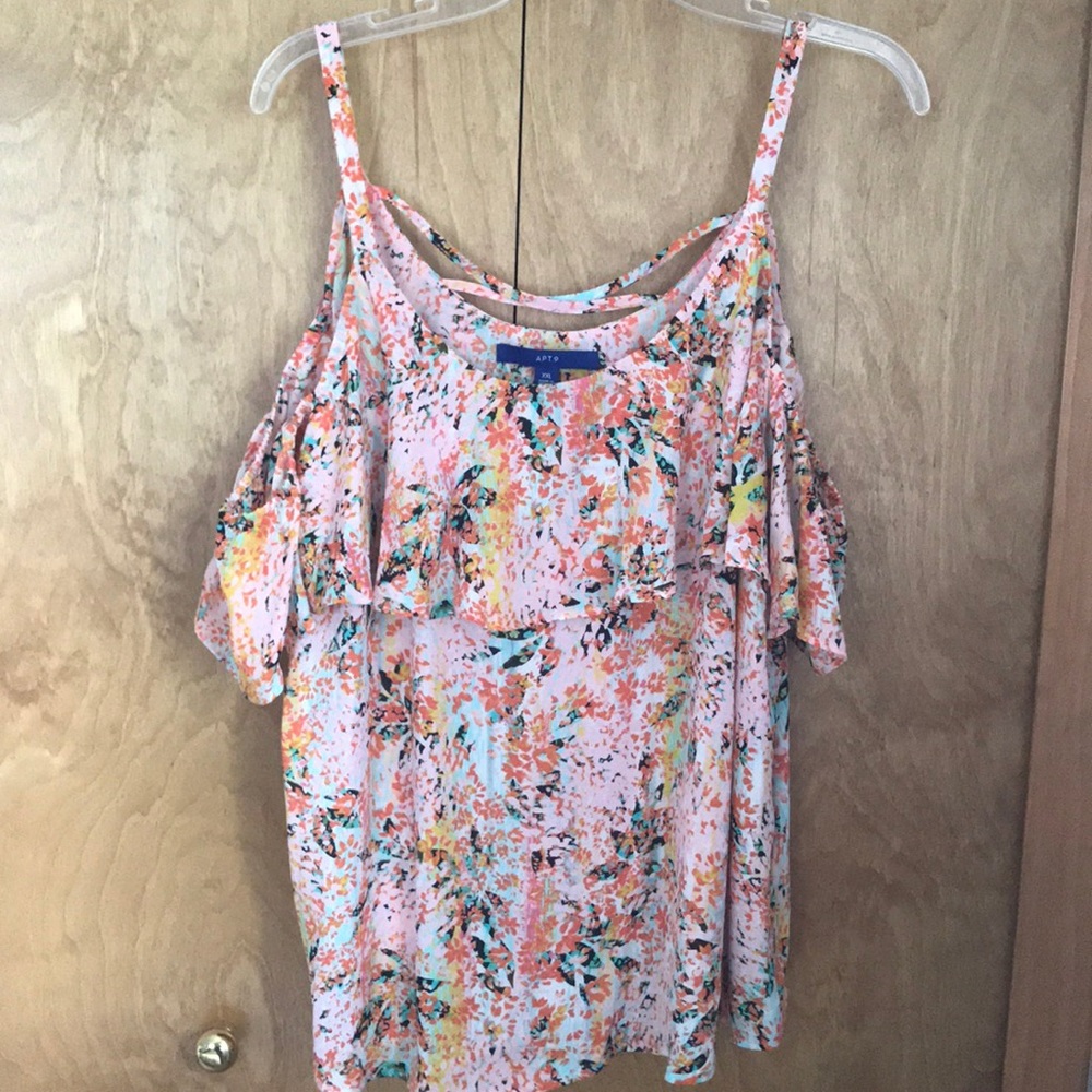 Tank Top with off the Shoulder Sleeves